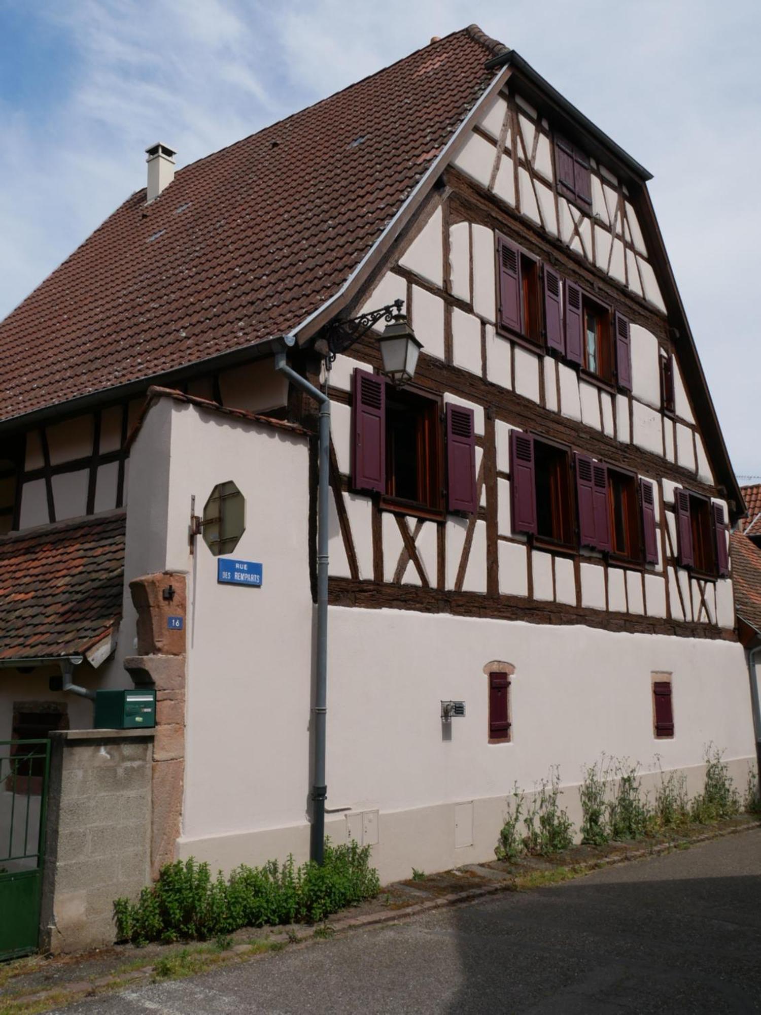 Appartements - La Cour St Fulrad 상띠뽈리뜨 외부 사진